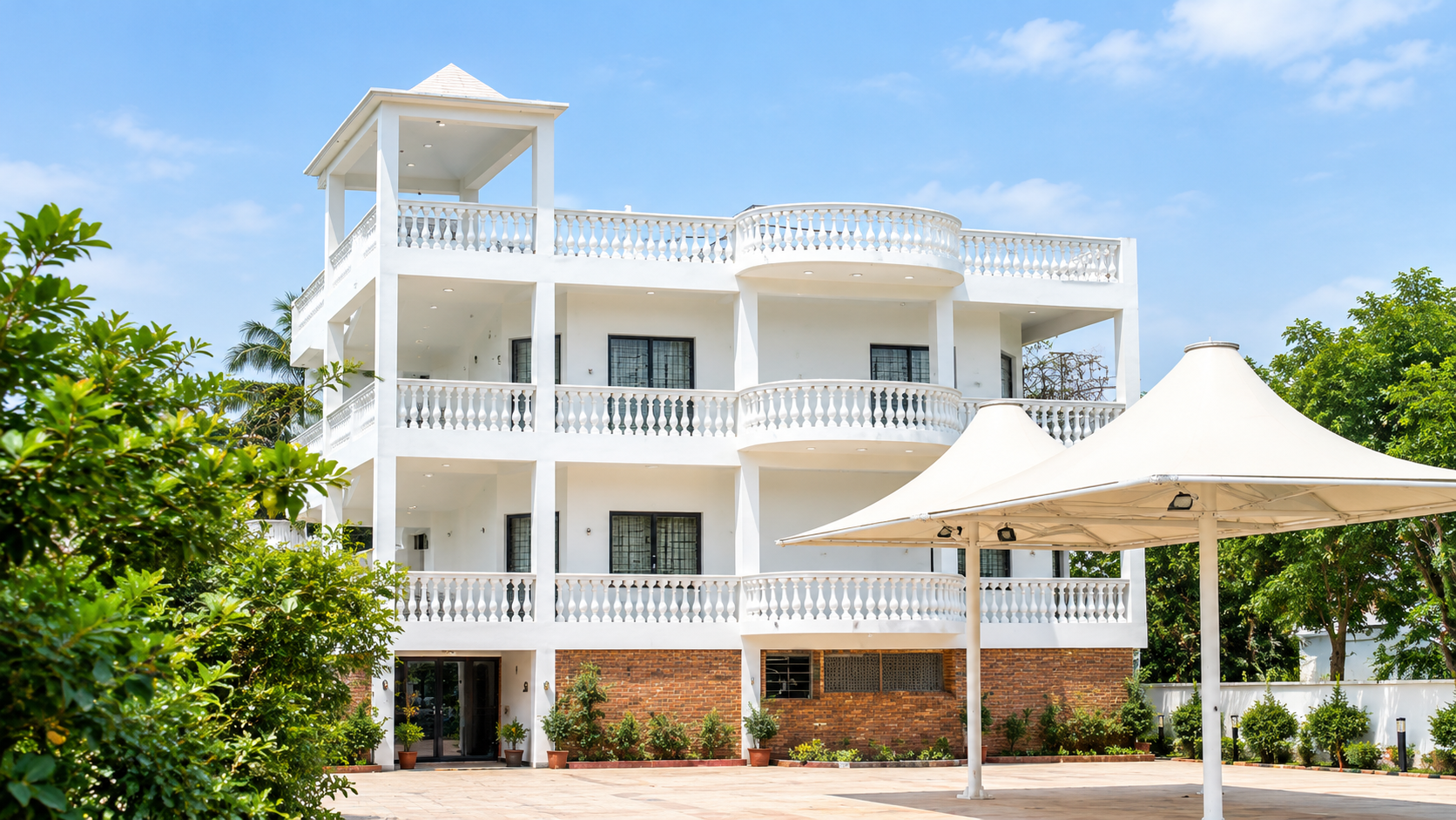 White House Hotel & Motel