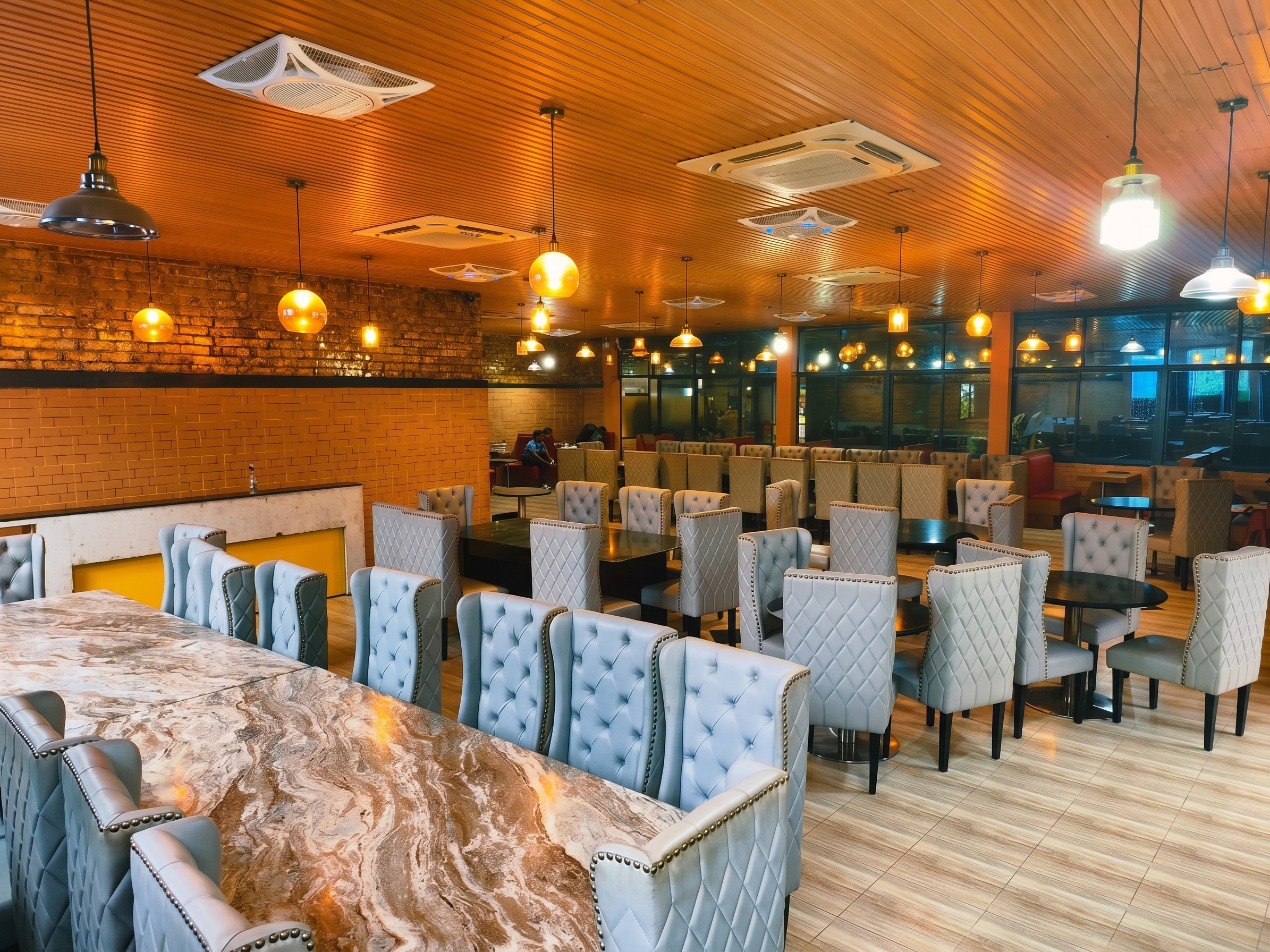 Restaurant & Party Centre